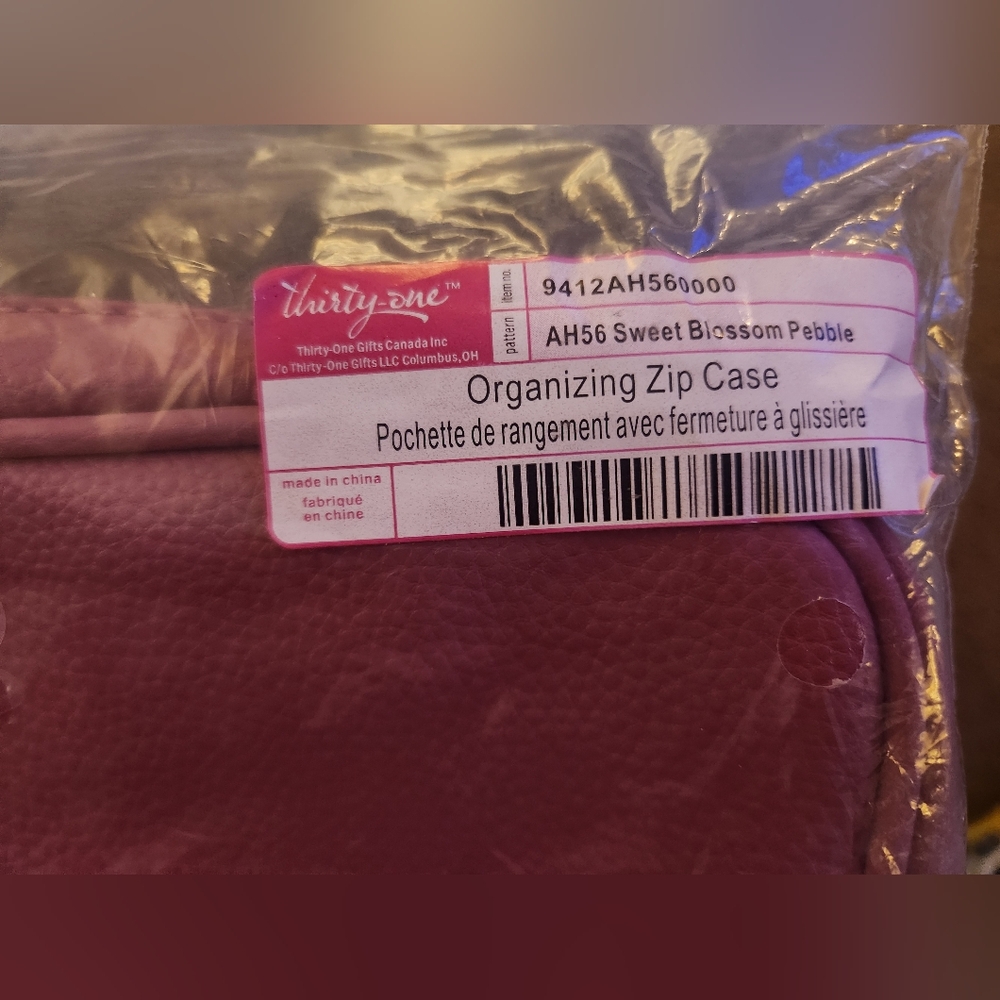 Thirty-One Organizing Zip Case